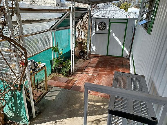 4th image of 5935 Auburn Blvd #23