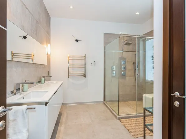 96 Columbia Terrace image 18 of 40