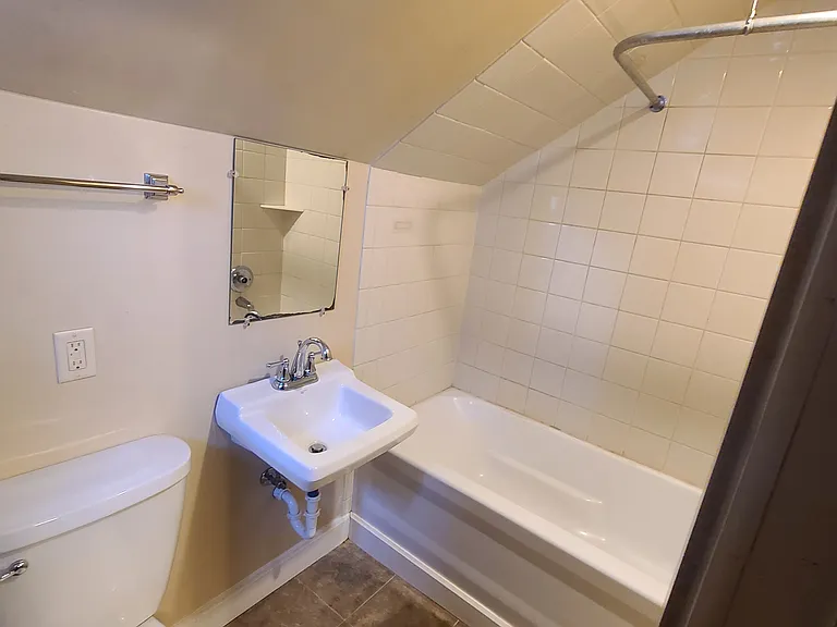 2653 S Mayfield Rd — Photo 16