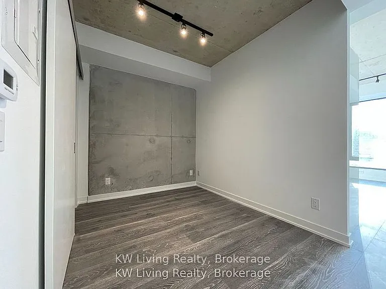 55 Ontario St #315 — Photo 9