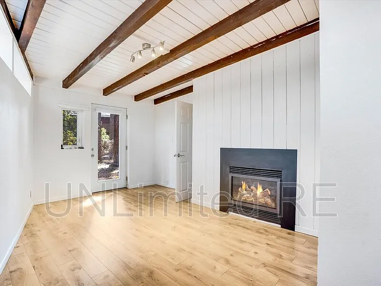 516 N James St — Photo 13