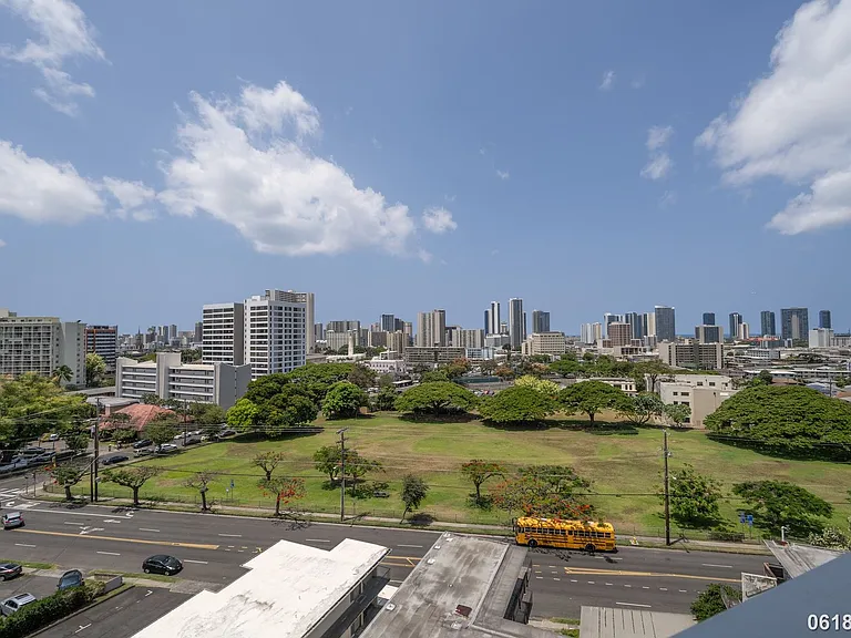 1617 Keeaumoku St #1005 — Photo 12