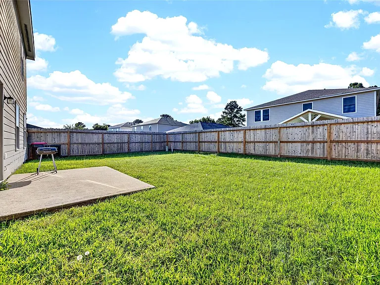 19014 Prairie Bluff Dr — Photo 40
