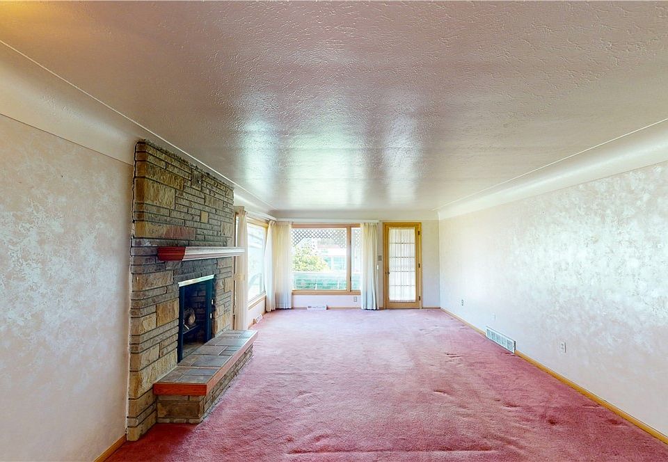 5936 Sunset Dr, Bedford Heights, OH 44146 | Zillow