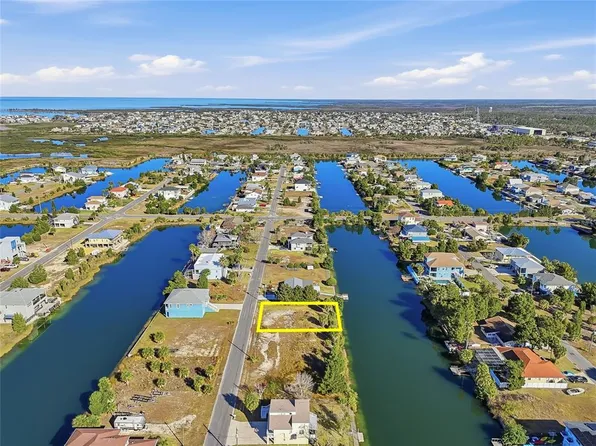 3318 Gardenia Dr #7, Spring Hill, FL 34607