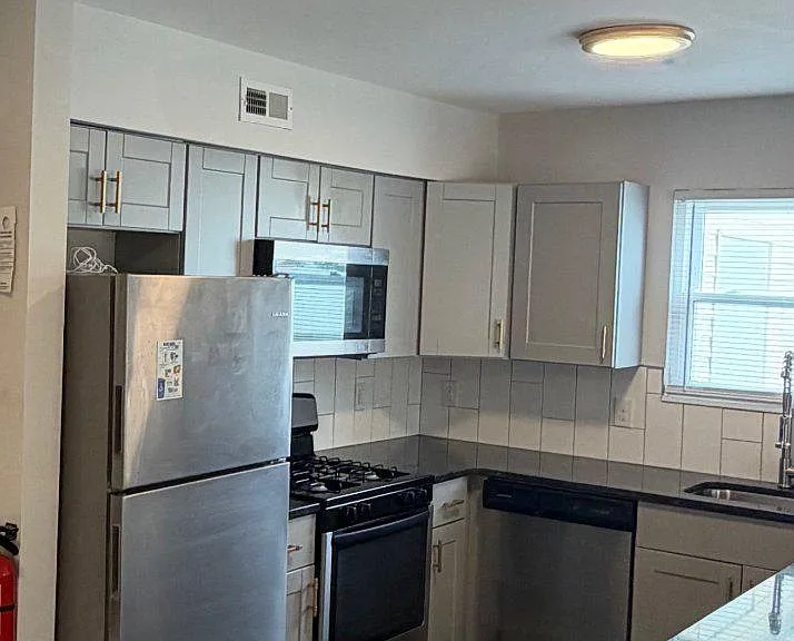 19 Lamont Ct — Photo 6