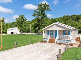 26293 Riverscape Dr, Springfield, LA 70462