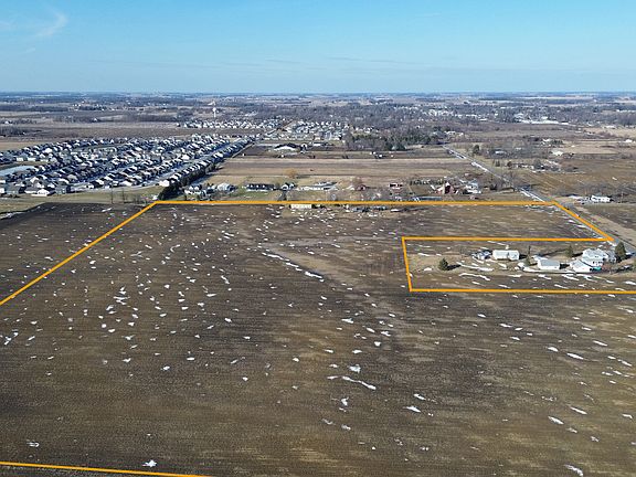 2nd image of 22600 Mulebarn Rd