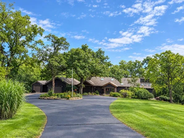 29 & 27 Cedar Rim Trl, Galena, IL 61036