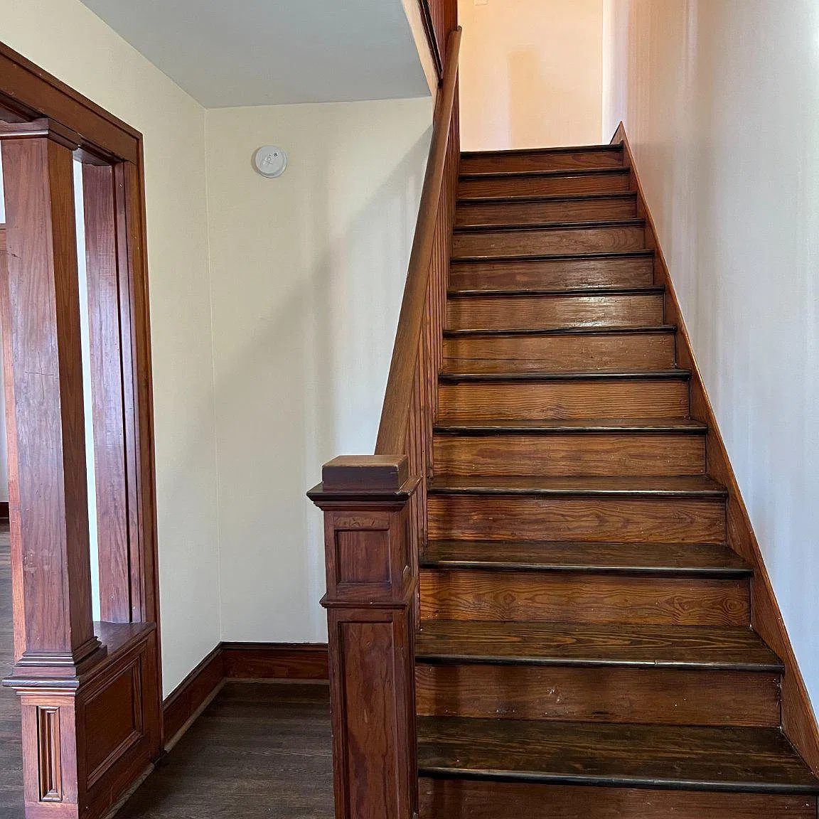 3 bed, 1.5 bath, 1500 sqft, $1,800 — Photo 3