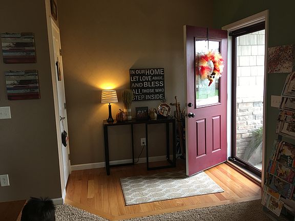 4th image of 4999 Lake View Dr