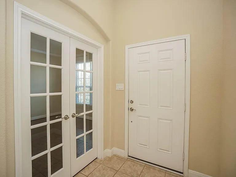 28515 Pleasant Forest Dr — Photo 3