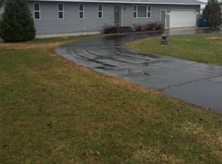 1542 Pine Grove Dr, Mosinee, WI 54455