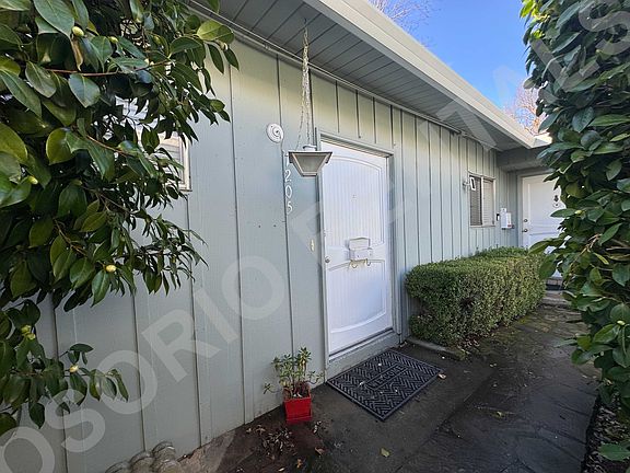 3rd image of 1205 Hooton Ct #1205