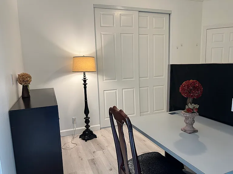7151 Buckingham Blvd — Photo 11
