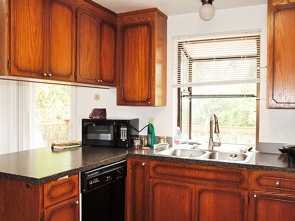 5th image of 13105 109th Avenue Ct E
