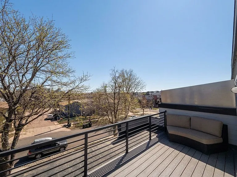 2037 N Hooker St #L — Photo 33