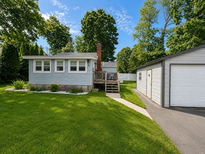 6 Lake Shore Dr, Wales, MA, 01081
