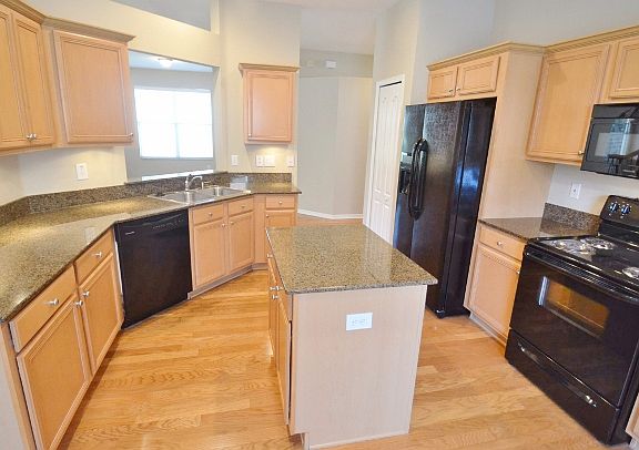 2nd image of 713 Straw Lake Dr
