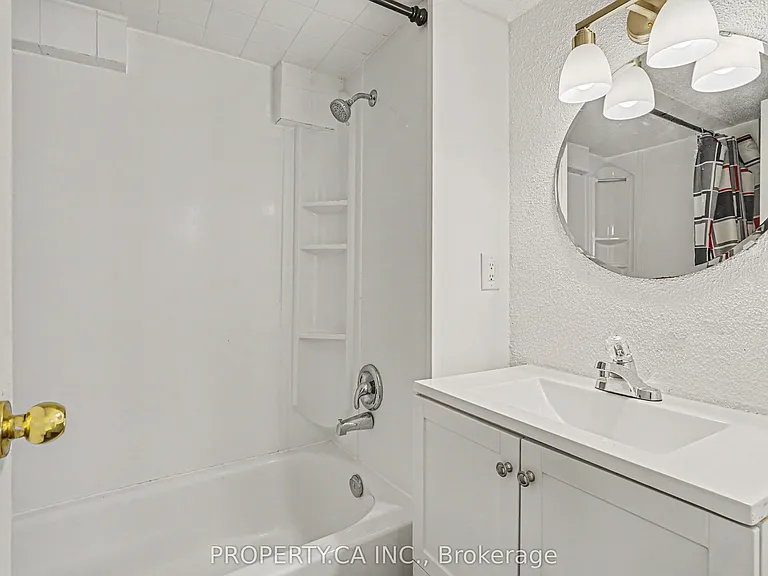 130 Lauder Ave #LOWER — Photo 14