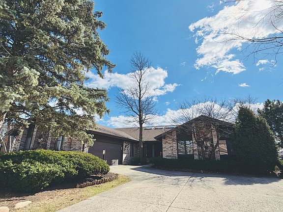 2nd image of 3623 Pebble Beach Rd