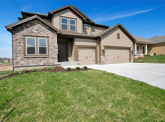 2nd image of 3510 NE 91st Pl