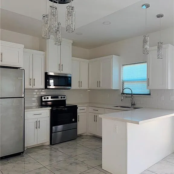 1405 S Yankton St #3 — Photo 5