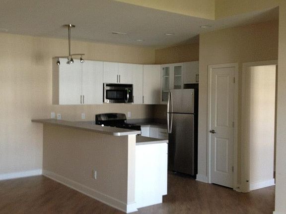 kitchen bar