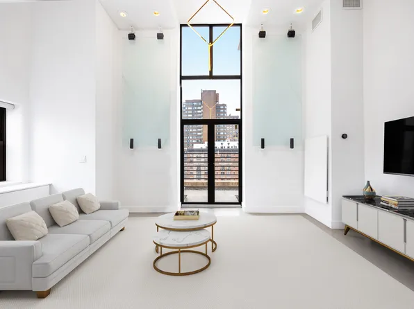 135 West 70th Street 10C image 3 of 23
