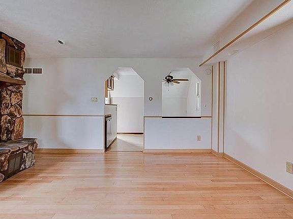 2nd image of 7415 W 136th Ave