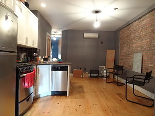 Rented by Lofts and Flats LLC | media 26