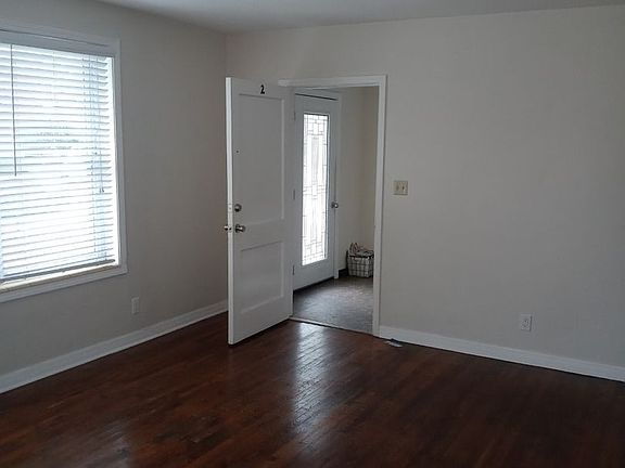4th image of 1253 Belmont Ter APT 2