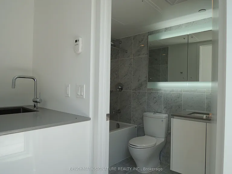 113 McMahon Dr #Townhouse 16 — Photo 13