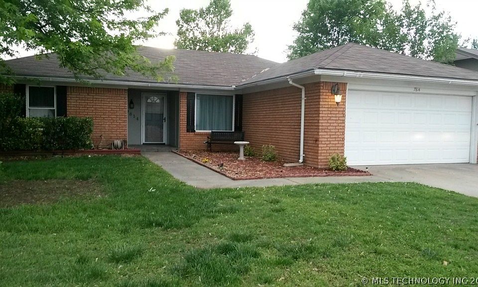 1st image of 7814 N 122nd East Ave