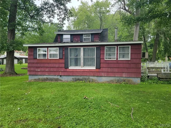 970 Morgan Rd, Memphis, NY 13112