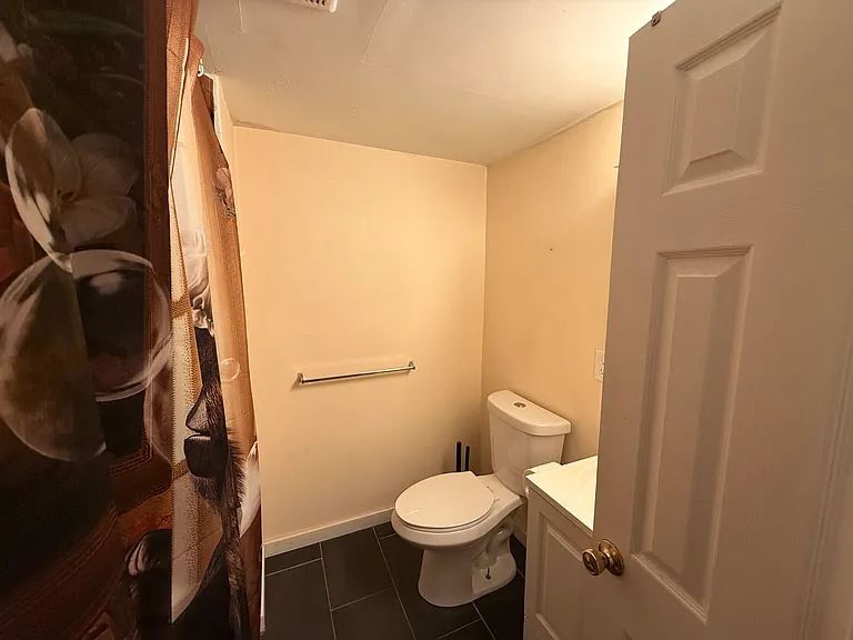 99 Norfolk St #3 — Photo 11