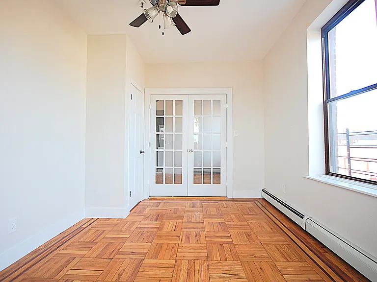 1034 Rutland Rd #2 — Photo 4