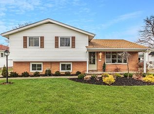 1133 Bonnie Ln, Mayfield Heights, OH