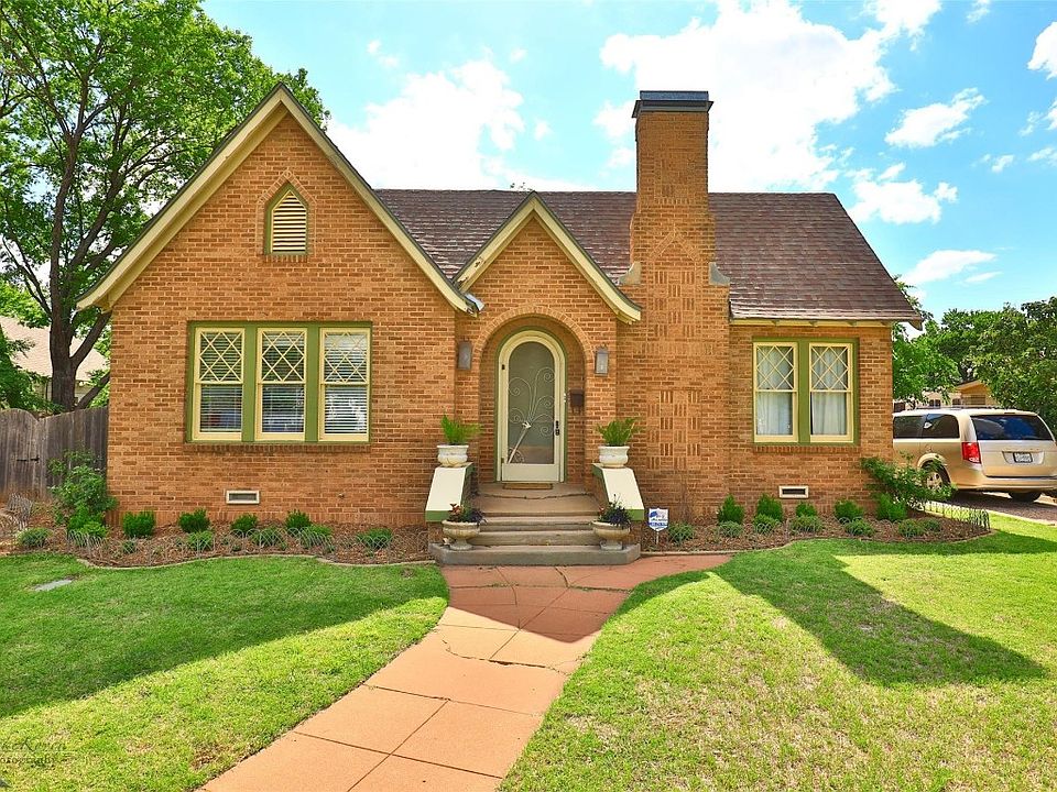 1st image of 1226 Sayles Blvd