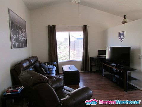 3rd image of 3033 W Runion Dr