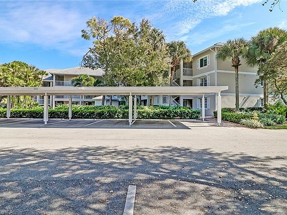 3rd image of 216 Sugar Pine Ln #216