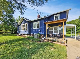 1713 Casement Rd, Manhattan, KS 66502