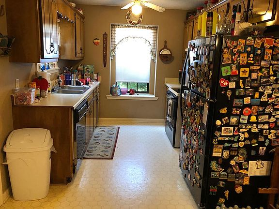 4th image of 110 Dabney St
