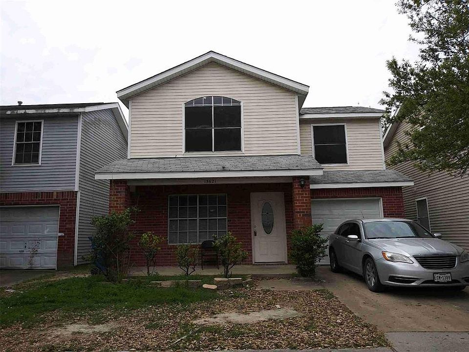 2nd image of 15621 Martineau St