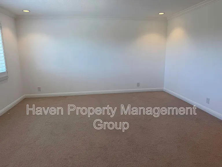 7420 Hansen Dr — Photo 14
