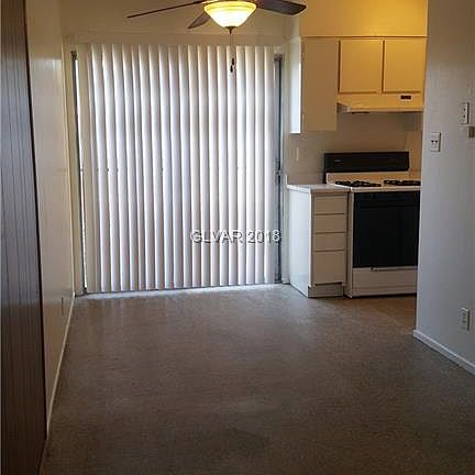 4th image of 3811 Surfrider Ln #0