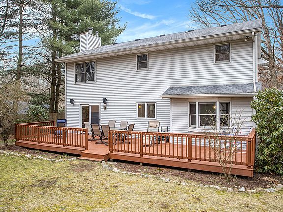 2nd image of 4300 Pine Knoll Ave