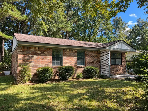 264 Dorchester Manor Blvd, Charleston, SC 29420