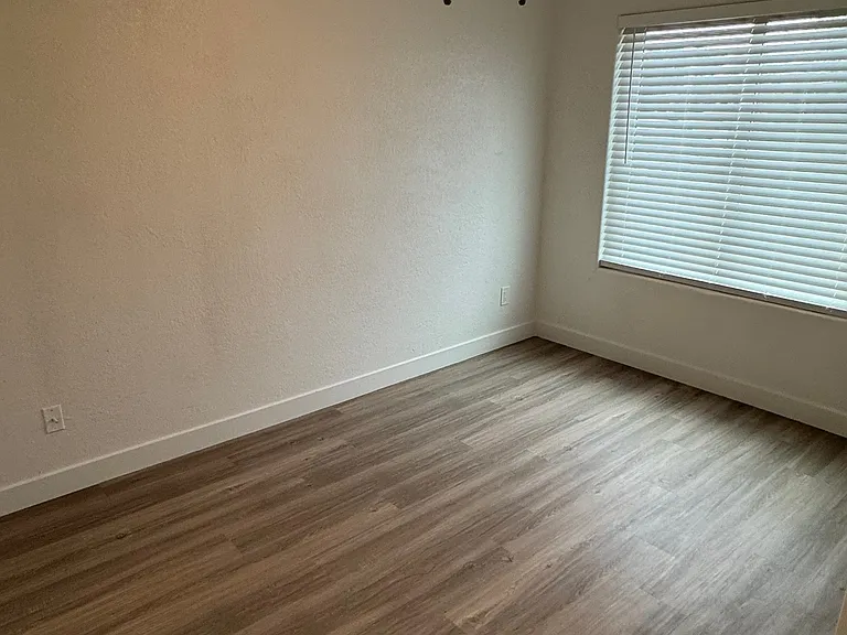 5551 E Preakness Dr — Photo 32