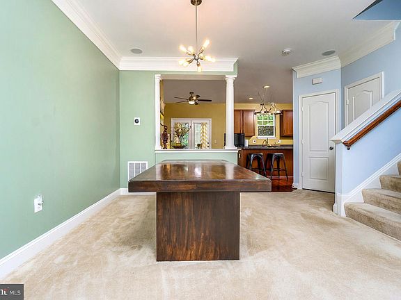 3rd image of 2651 Glenriver Way